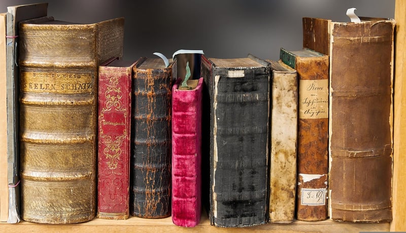 Bookshelf Made from Reclaimed Wood